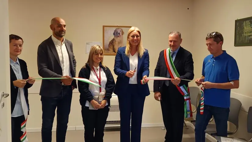 L'inaugurazione del centro prelievi di Lograto - © www.giornaledibrescia.it