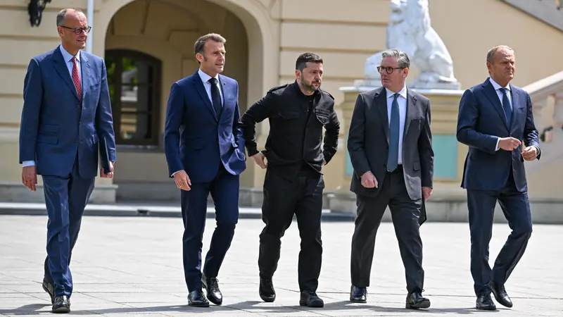 Un incontro tra il presidente ucraino Volodymyr Zelensky e i leader europei - Foto Ansa © www.giornaledibrescia.it