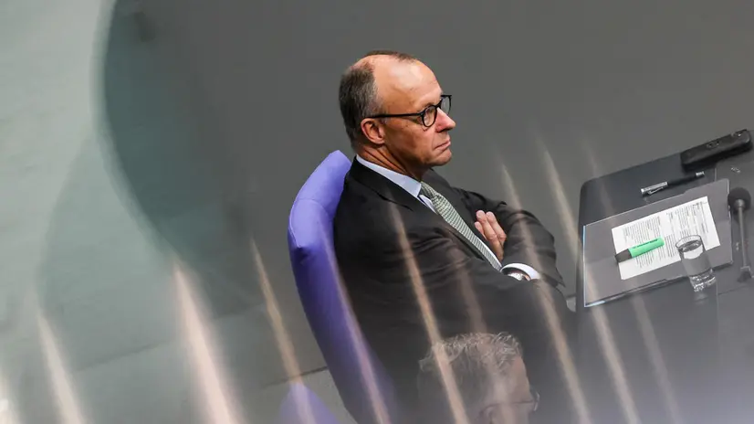 epa12368840 German Chancellor Friedrich Merz attends the 21st session of the German parliament, the Bundestag, in Berlin, Germany, 11 September 2025. EPA/FILIP SINGER
