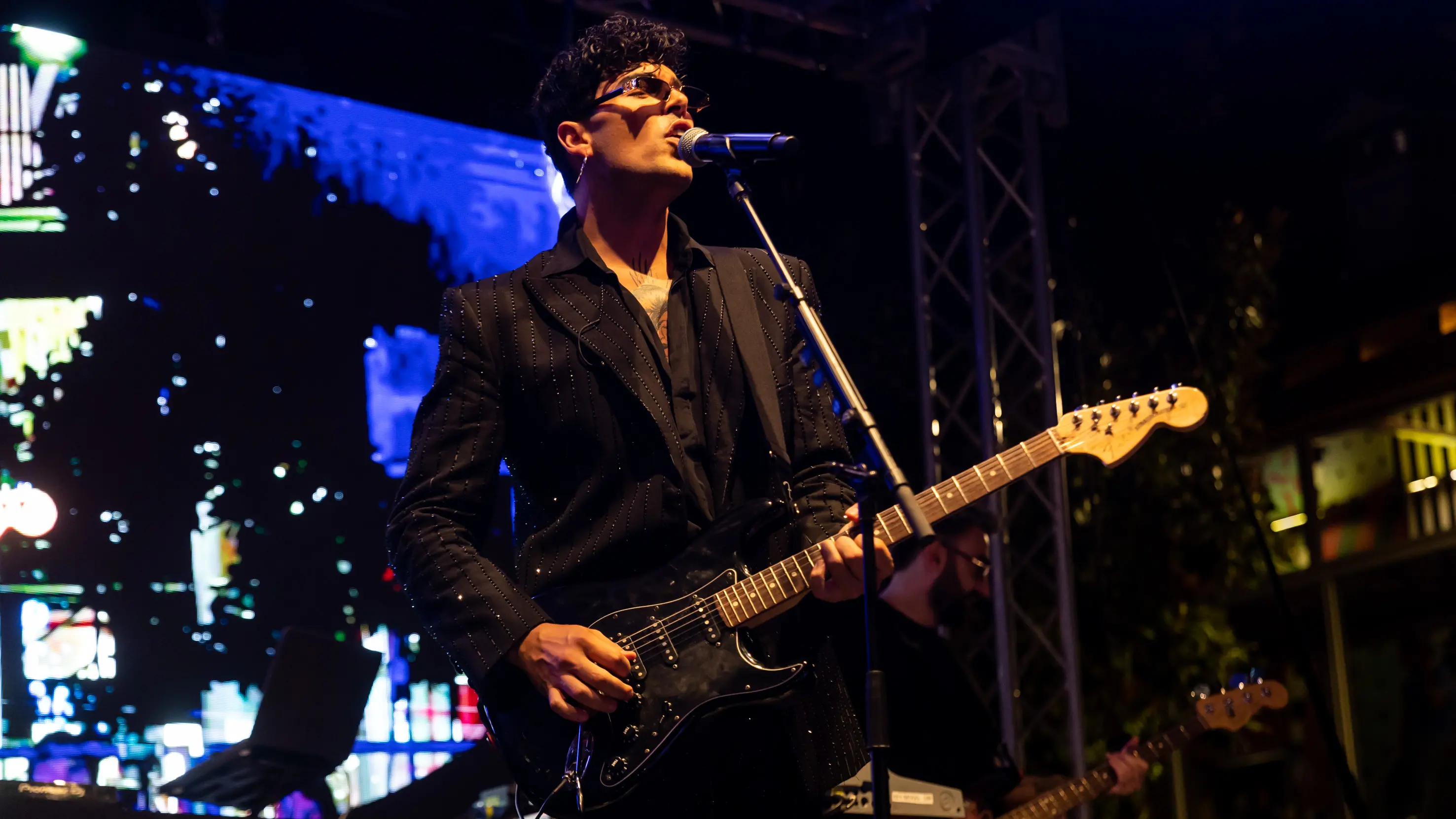 «Village Night» con i The Kolors