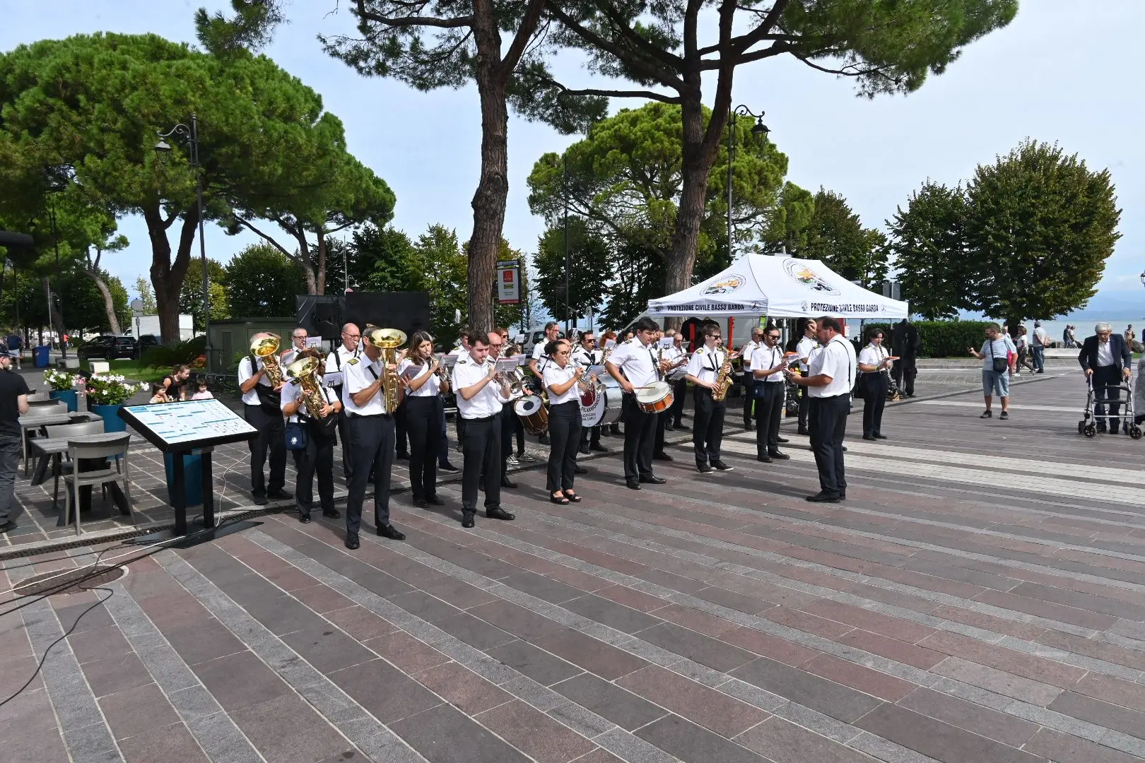 «In Piazza con Noi» ha fatto tappa a Desenzano
