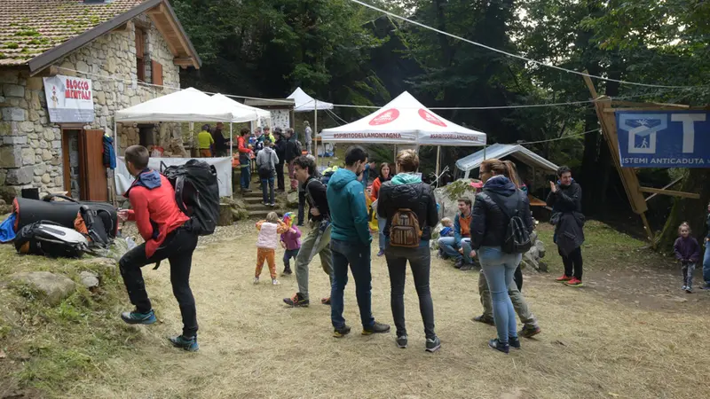 Uno scatto della scorsa edizione del Boulder dei Pitoti - © www.giornaledibrescia.it