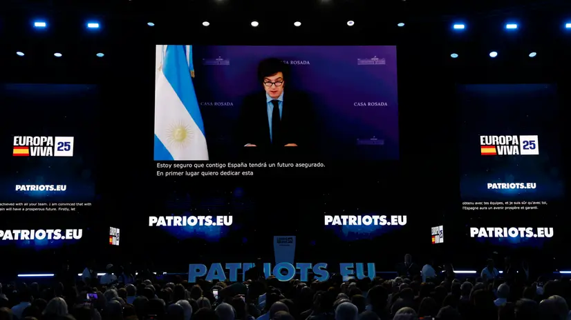 epa12375987 Argentinian President, Jaime Milei (on screen) delivers a speech via videoconference during the event 'Viva Europa 25', hosted by Spanish far-right party Vox, in Madrid, Spain, September 2025. EPA/J.J. Guillen