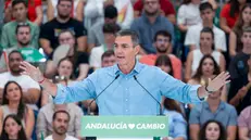 epa12376138 Spanish Prime Minister and Socialist Party's leader, Pedro Sanchez, delivers a speech during a party's event in Malaga, southern Spain, 14 September 2025. EPA/DANIEL PEREZ