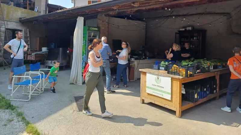 I prodotti di Casa Pedrini venduti in cassetta - © www.giornaledibrescia.it