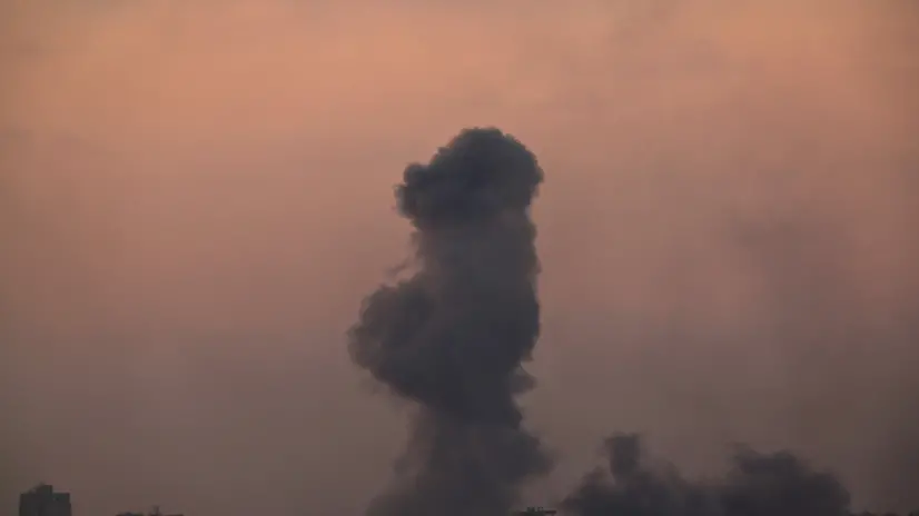epa12380973 Smoke rises as a result of an Israeli airstrike on the outskirts of Gaza City, as seen from an undisclosed location on the Israeli side of the border, 15 September 2025. More than 64,900 Palestinians have been killed in the Gaza Strip since October 2023, according to the Palestinian Ministry of Health. EPA/ATEF SAFADI