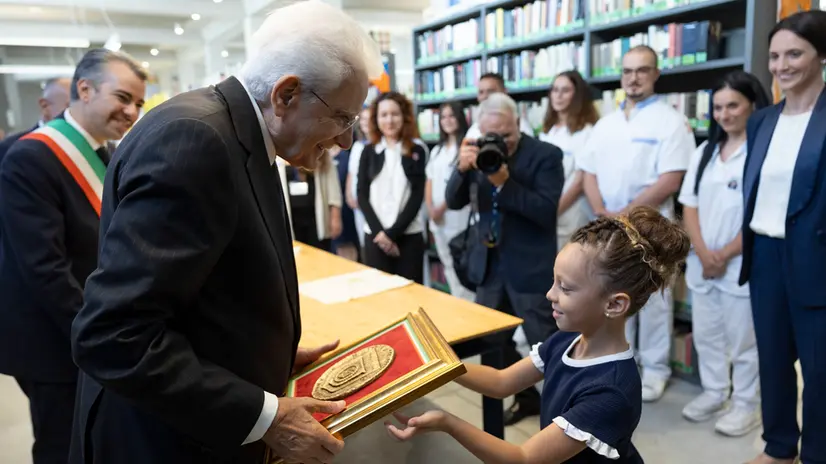 Il Presidente della Repubblica Sergio Mattarella visita la Biblioteca Comunale di Colleferro (foto di Francesco Ammendola - Ufficio per la Stampa e la Comunicazione della Presidenza della Repubblica)