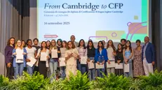 La premiazione degli studenti che hanno superato l'esame - © www.giornaledibrescia.it