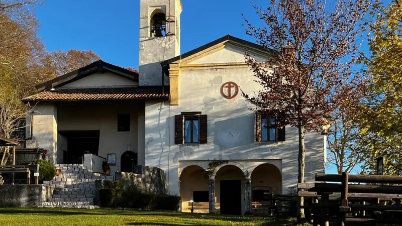 La facciata del santuario di Sant'Emiliano, sui monti della Valtrompia - © www.giornaledibrescia.it