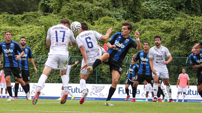 Tommy Maistrello fin qui ha sempre segnato di testa - Foto New Reporter Nicoli © www.giornaledibrescia.it