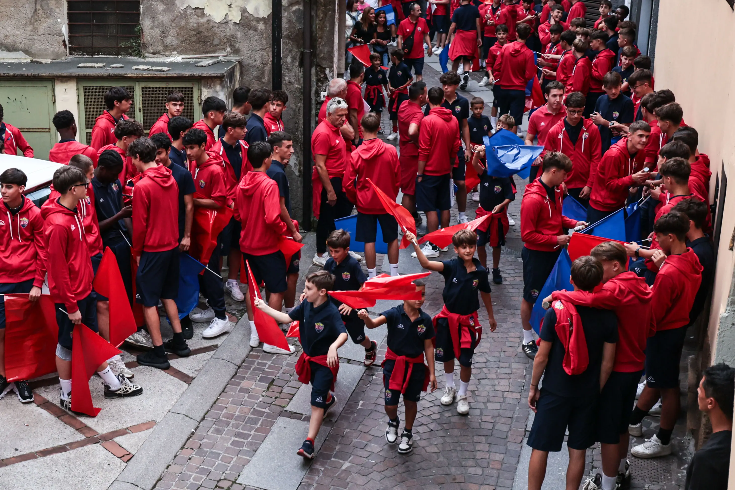 SPORT CALCIO SERIE C PRESENTAZIONE SQUADRA LUMEZZANE NELLA FOTO UN MOMENTO DELLA MARCIA 16-09-2025 Comincini@newreporter