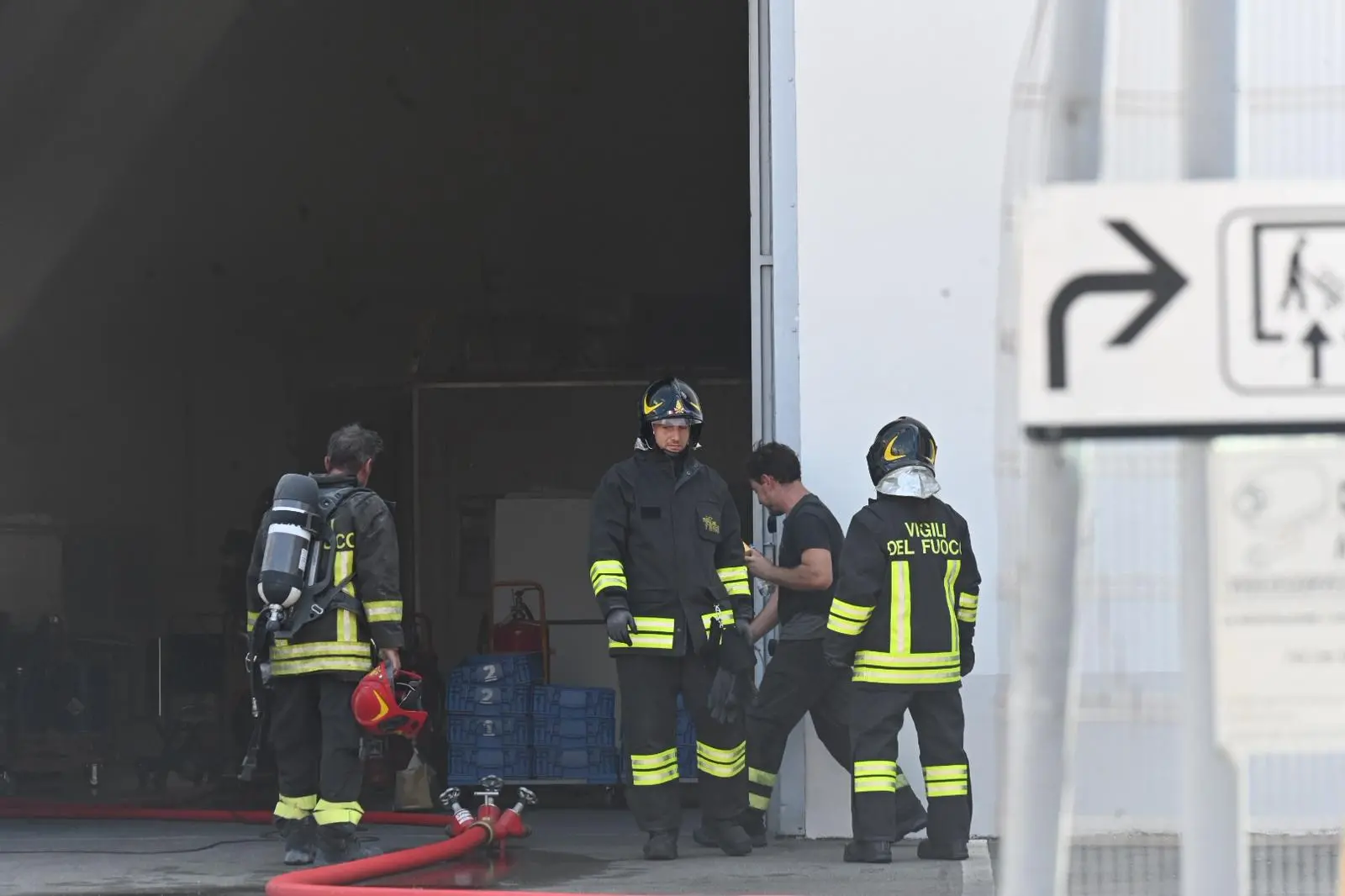L'intervento dei Vigili del fuoco all'azienda Baumann