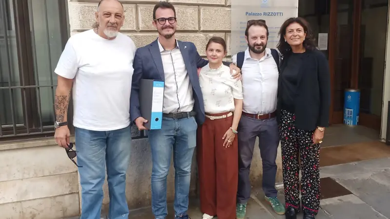 Fratelli d'Italia ha depositato le firme sulla sicurezza - © www.giornaledibrescia.it