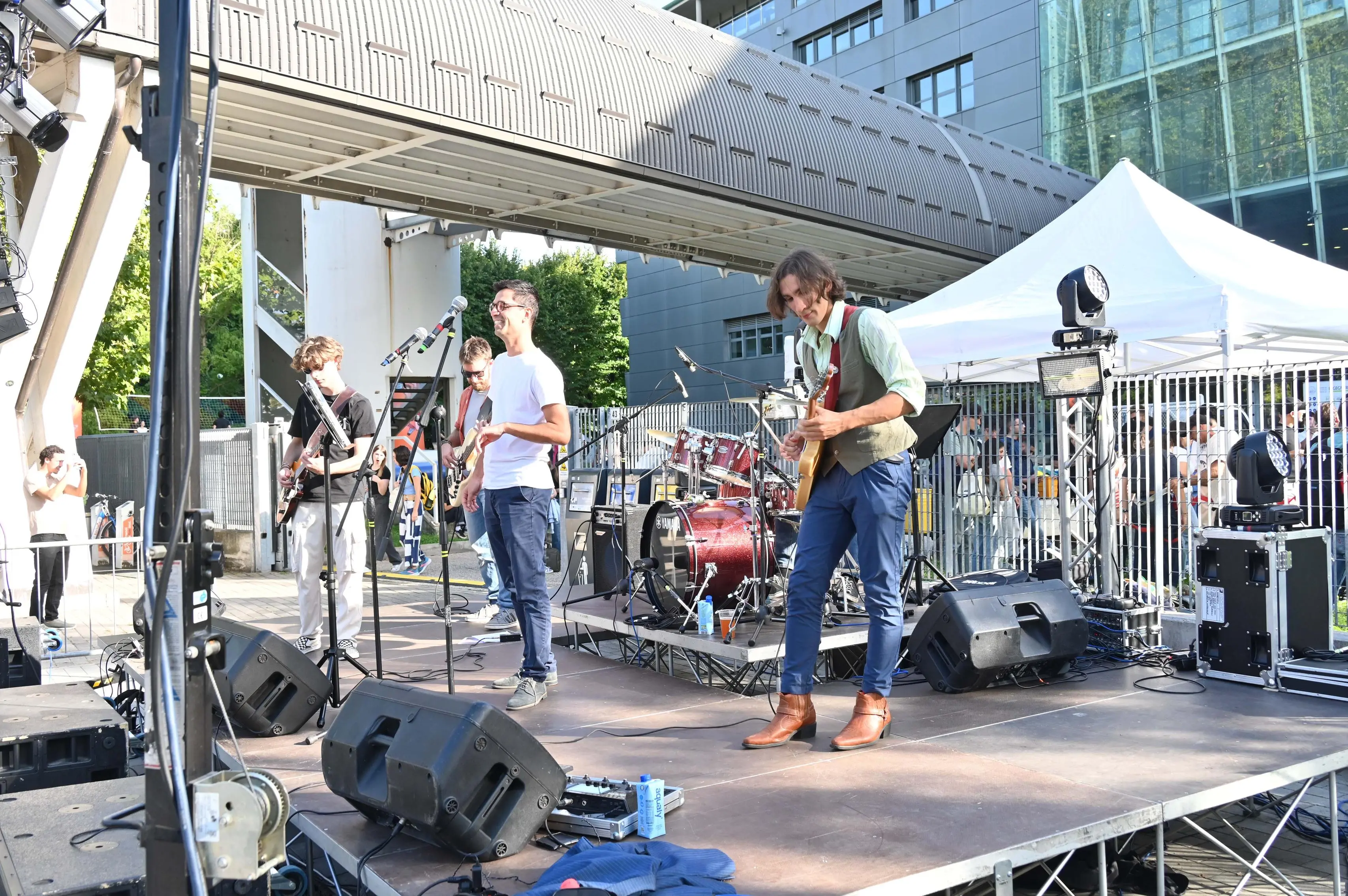 In via Branze l'UniBs Street Party