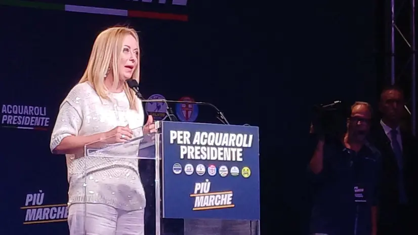 La presidente del Consiglio e leader di Fratelli d'Italia, Giorgia Meloni, alla chiusura della campagna elettorale del centrodestra per il governatore Francesco Acquaroli ad Ancona, 17 settembre 2025. ANSA/DAVIDE GENNARI