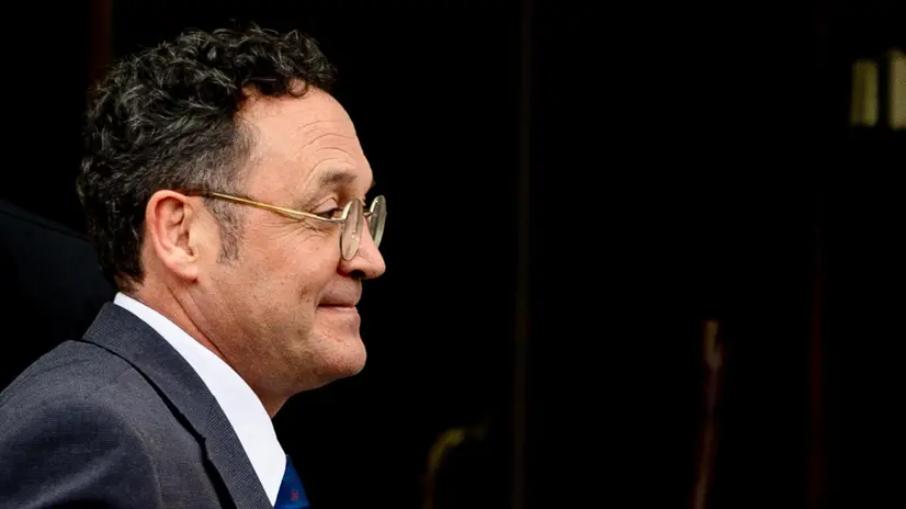 epa11859986 Spanish State Attorney General Alvaro Garcia Ortiz leaves after testifying at the Supreme Court in Madrid, Spain, 29 January 2025. Alvaro Garcia Ortiz is being investigated for alleged disclosure in the tax fraud case involving Alberto Gonzalez Amador, partner of Madrid regional president Isabel Diaz Ayuso. EPA/DANIEL GONZALEZ