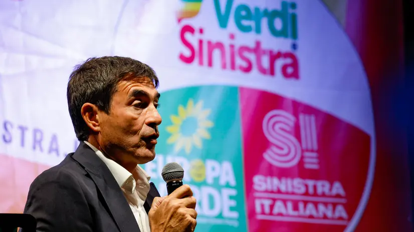 Nicola Fratoianni durante la festa nazionale di Alleanza Verdi Sinistra dal titolo ‘Terra', Roma 7 settembre 2025. ANSA/FABIO FRUSTACI