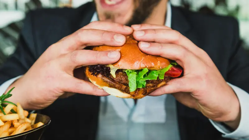 In piazza Tebaldo torna lo il food truck festival
