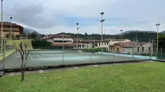 Uno dei campi da tennis della parrocchia - © www.giornaledibrescia.it