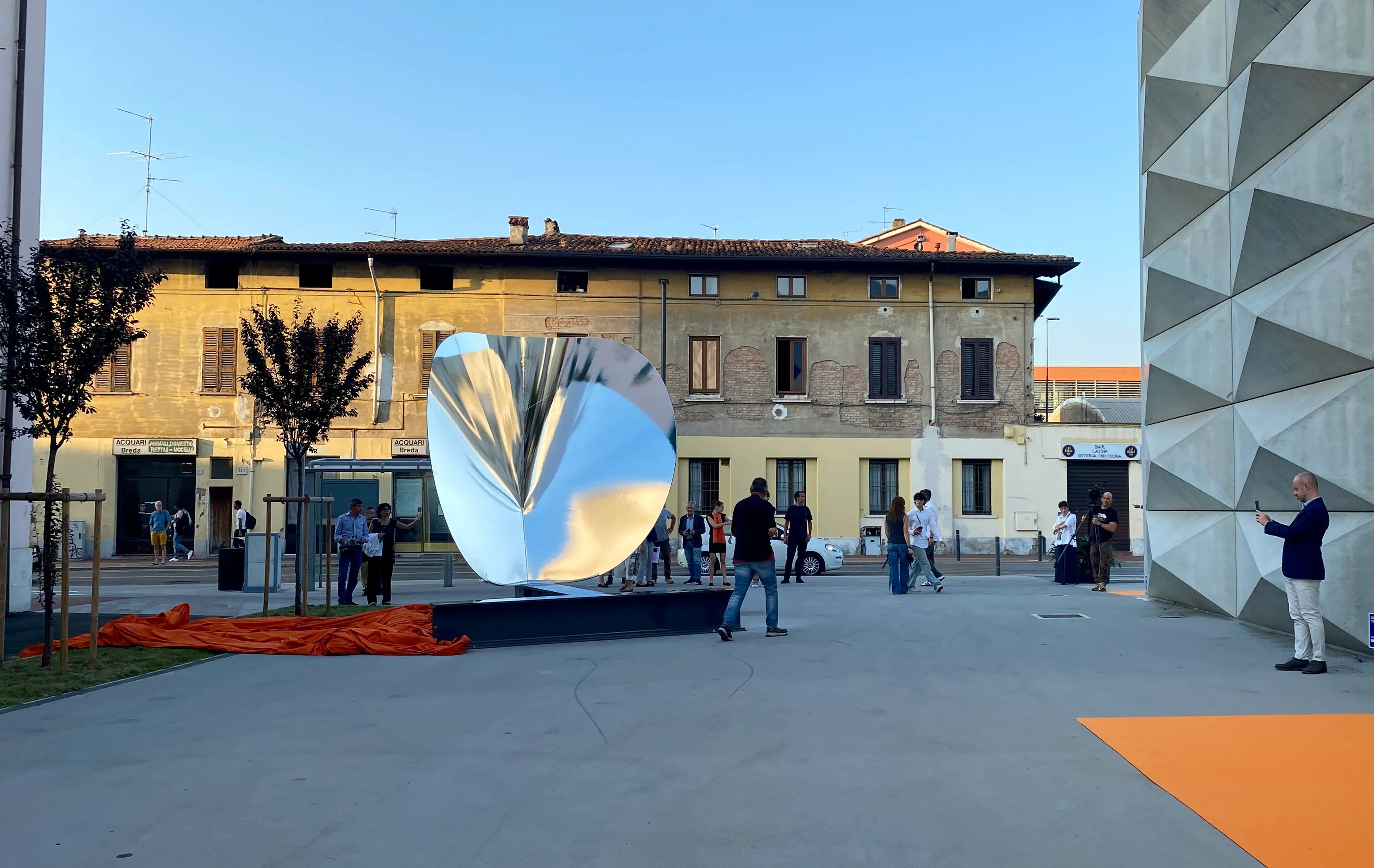 L'opera di Tuttofuoco al Teatro Borsoni