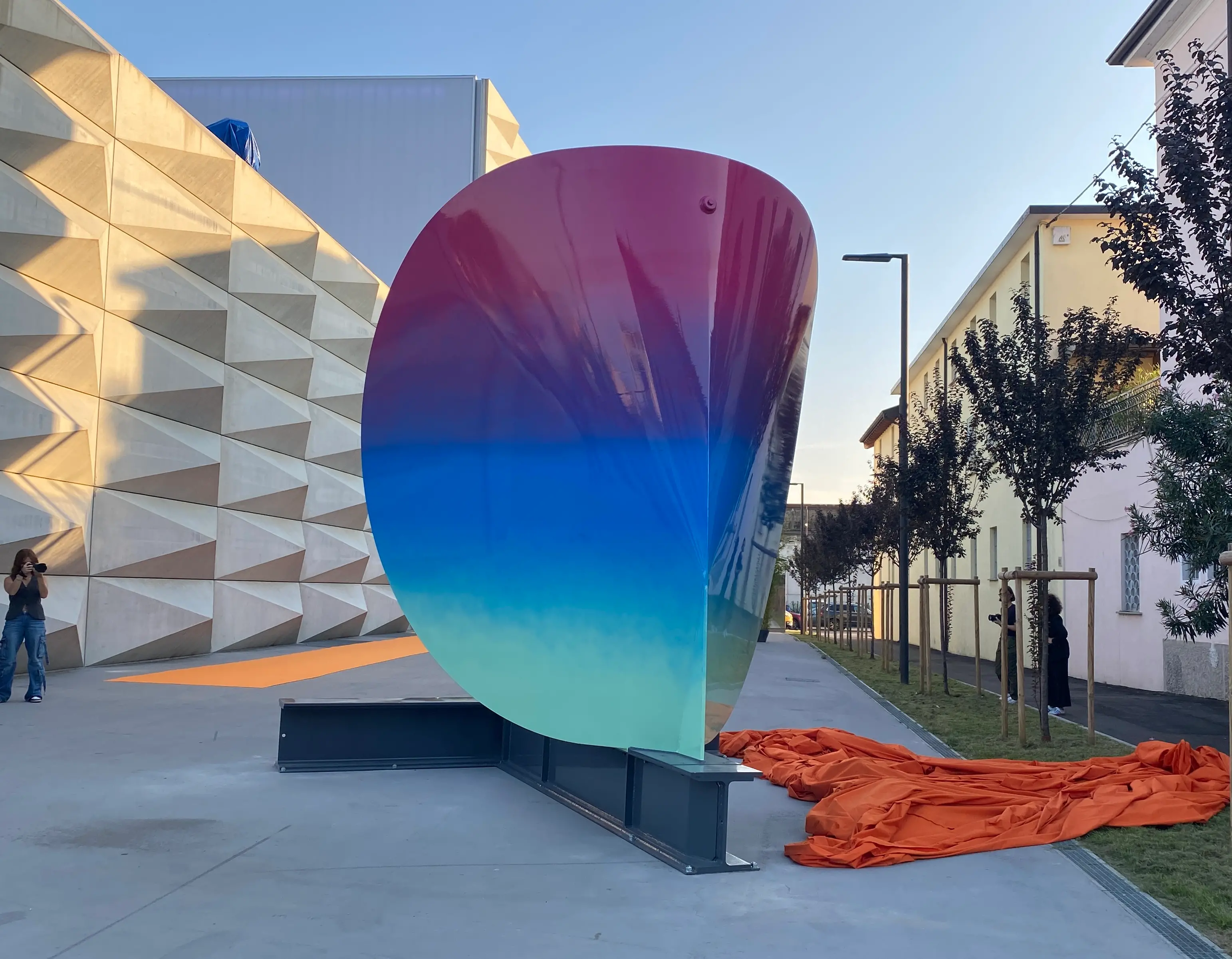 L'opera di Tuttofuoco al Teatro Borsoni