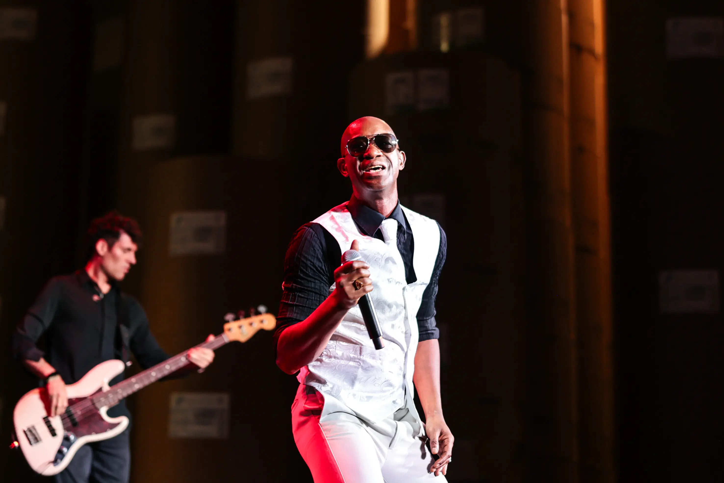 Spettacolo e festa alla Open Night di Editoriale Bresciana