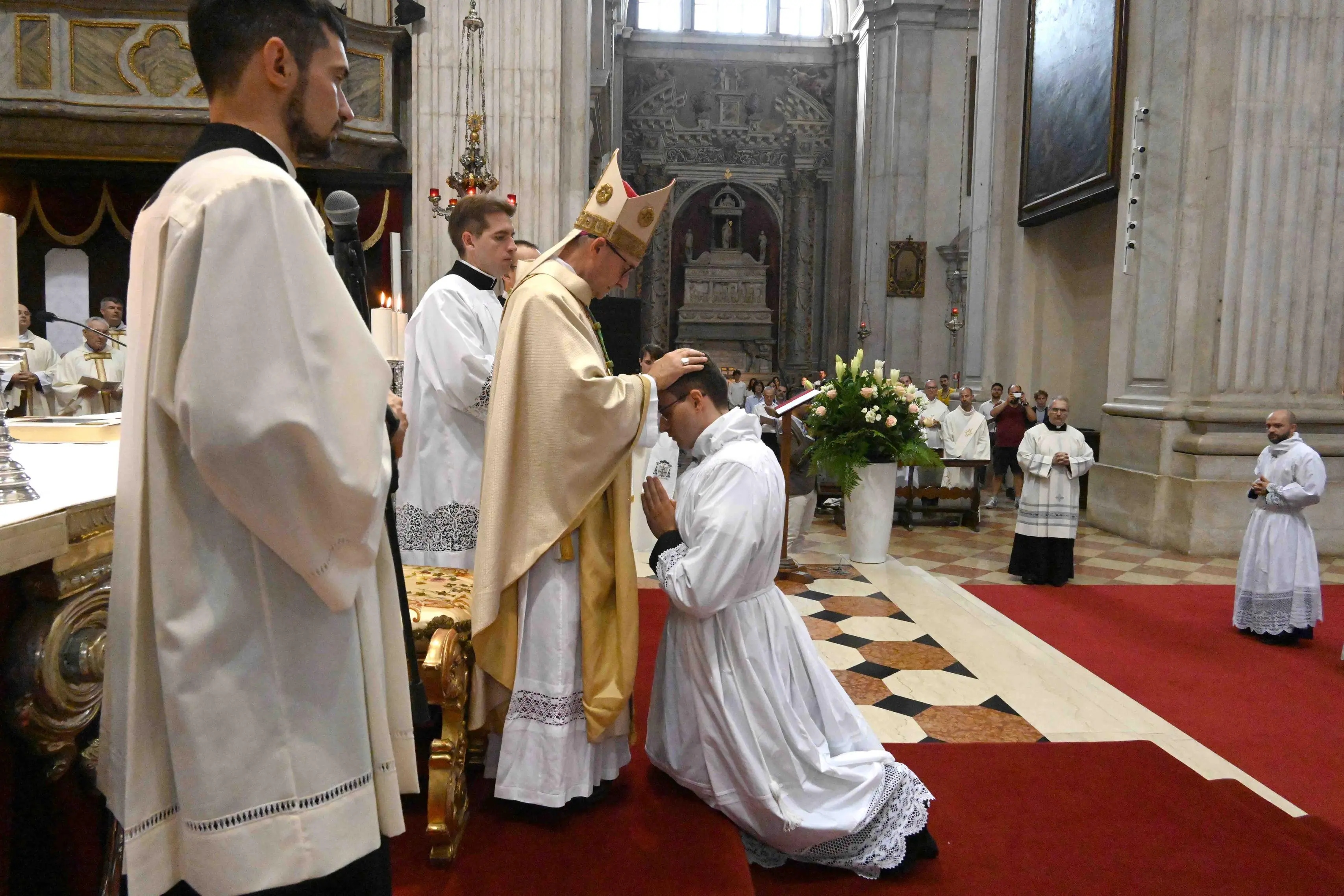 Le ordinazioni diaconali in Duomo