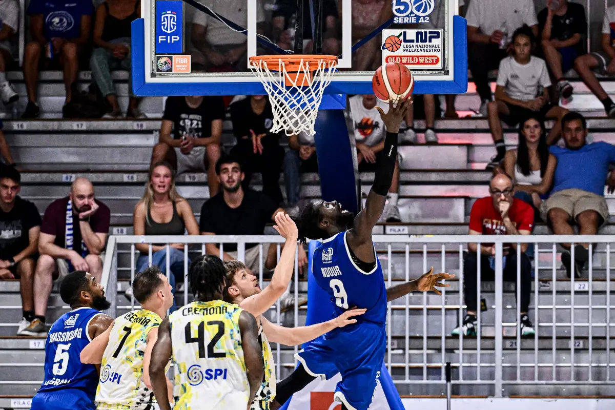 Basket, gli scatti di Germani-Cremona