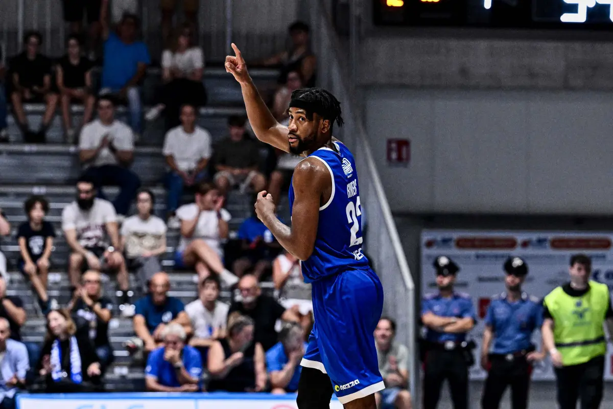 Basket, gli scatti di Germani-Cremona