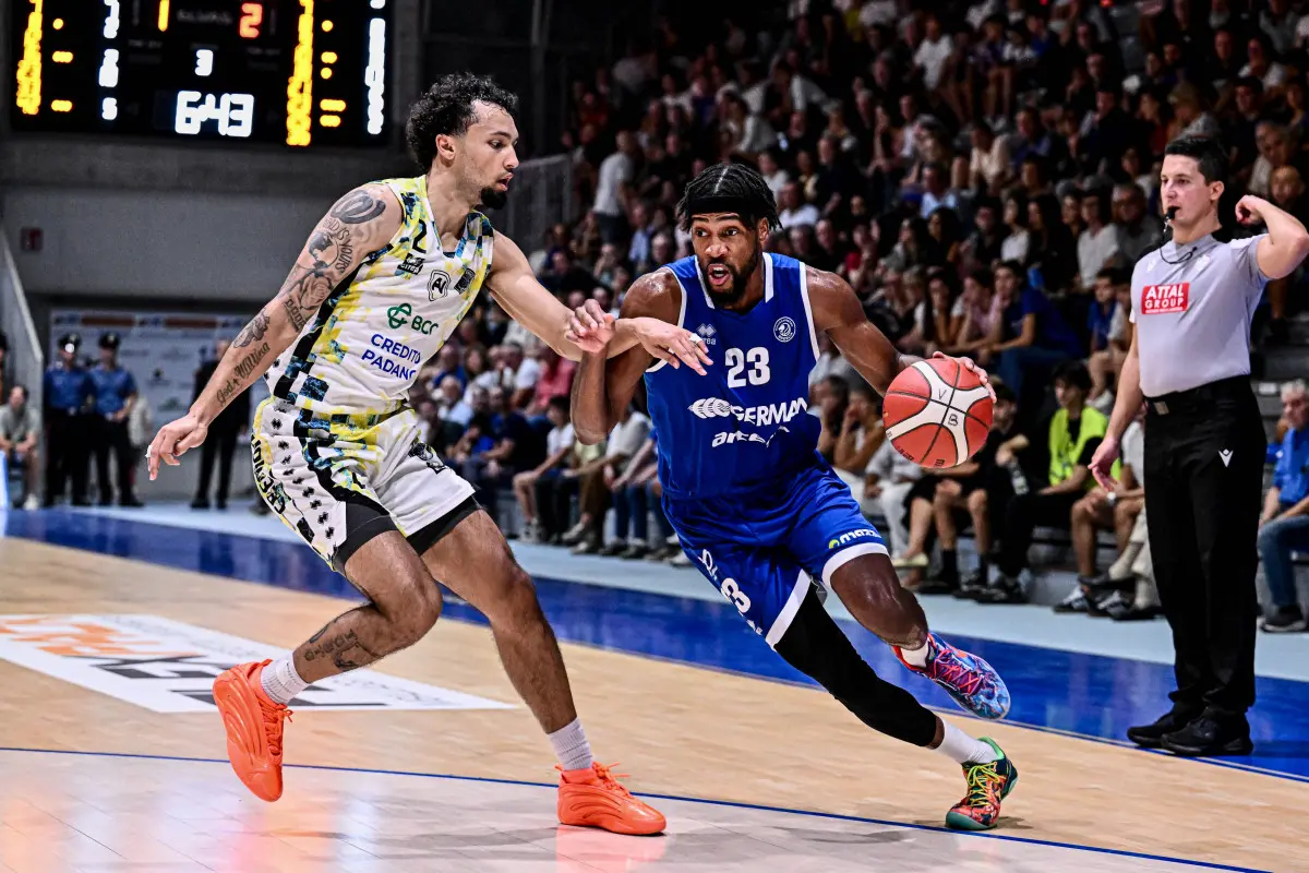 Basket, gli scatti di Germani-Cremona