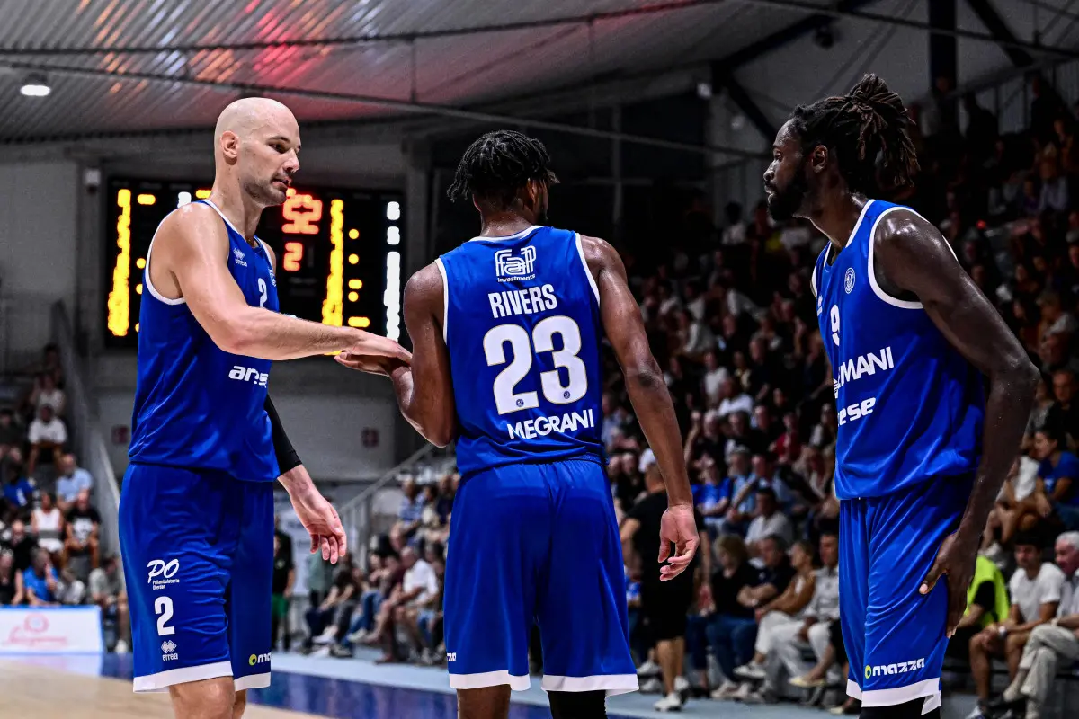 Basket, gli scatti di Germani-Cremona