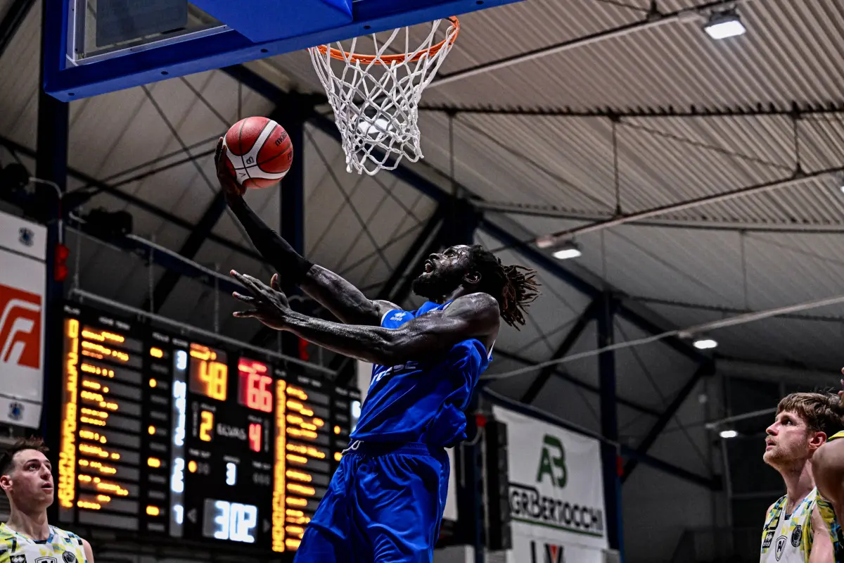 Basket, gli scatti di Germani-Cremona