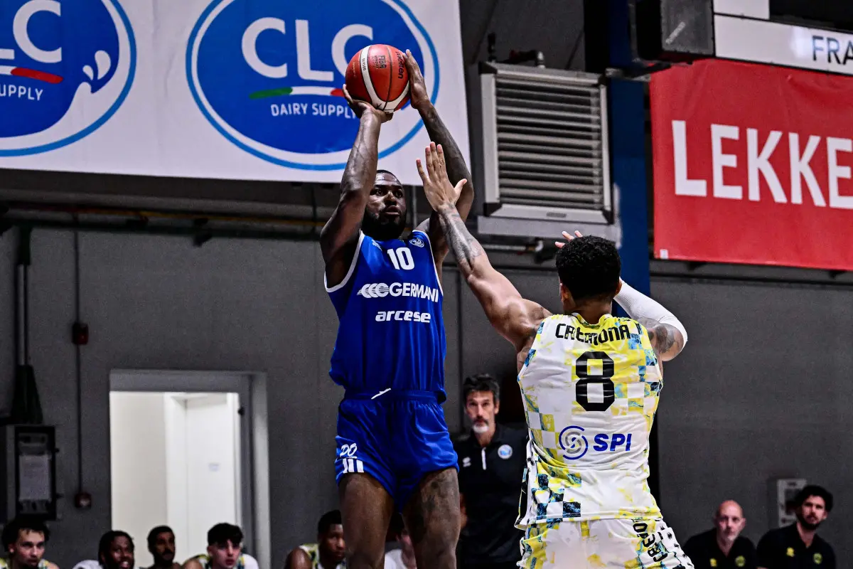 Basket, gli scatti di Germani-Cremona