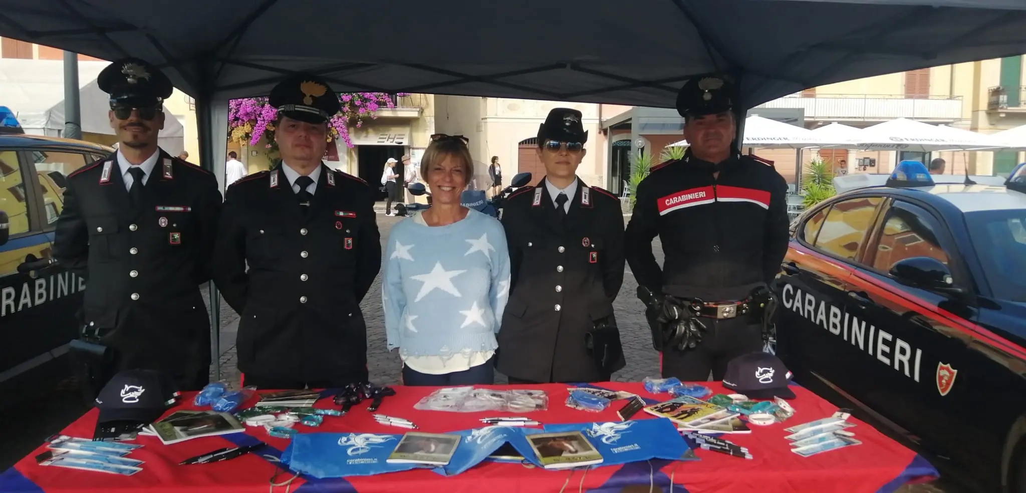 Children Wind Cup, la piazza del porto vecchio di Bogliaco