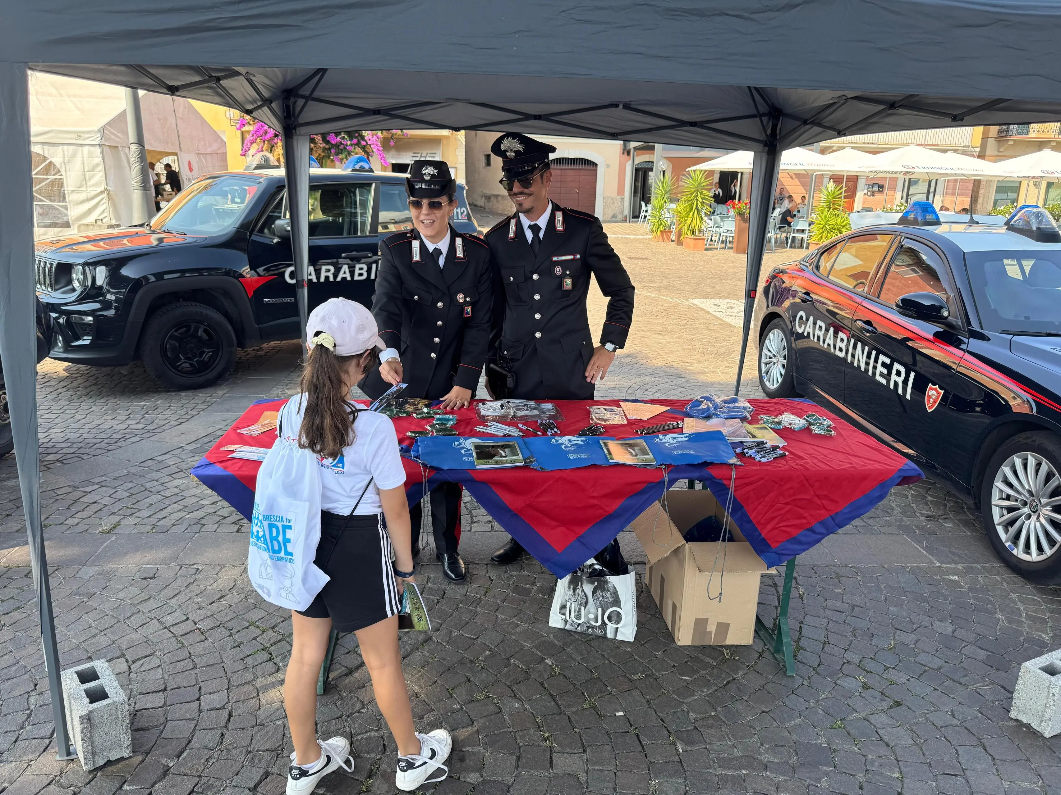Children Wind Cup, la piazza del porto vecchio di Bogliaco