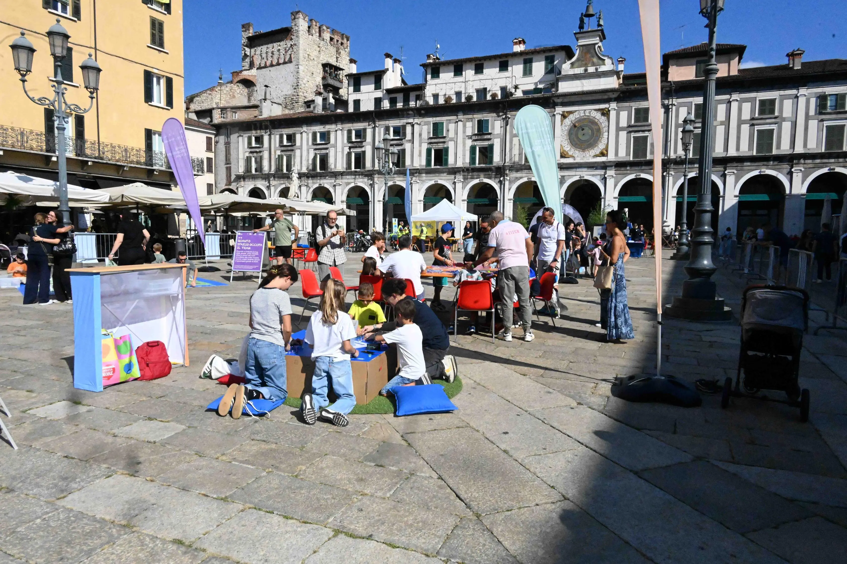 «Un, due Tramschool!» in piazza Loggia