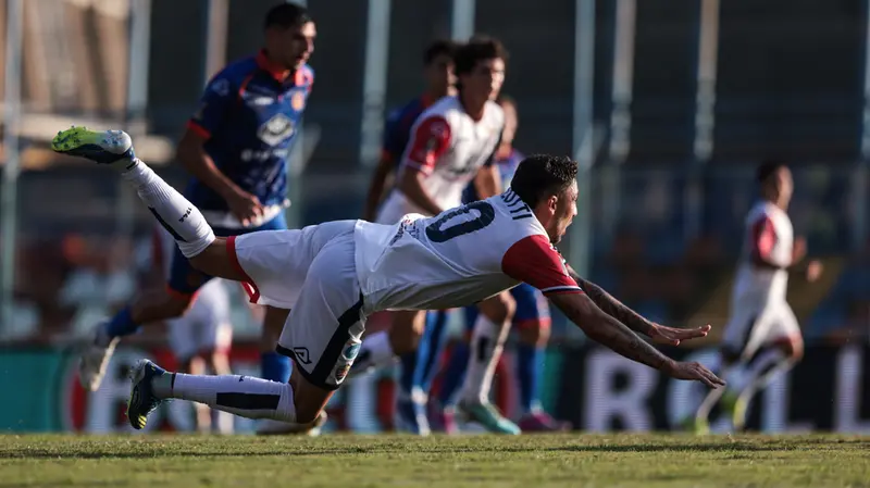 Il gol di Manuel Malotti - Foto New Reporter Comincini  © www.giornaledibrescia.it