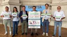 Manifesto e pettorali della Strabottonaga - © www.giornaledibrescia.it