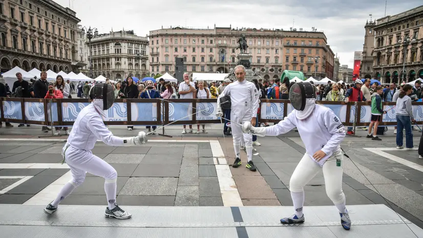 Evento di celebrazione degli 80 anni di CSI Milano con l’allestimento di campi di vari sport in piazza Duomo, 14 Settembre 2024 ANSA/MATTEO CORNER