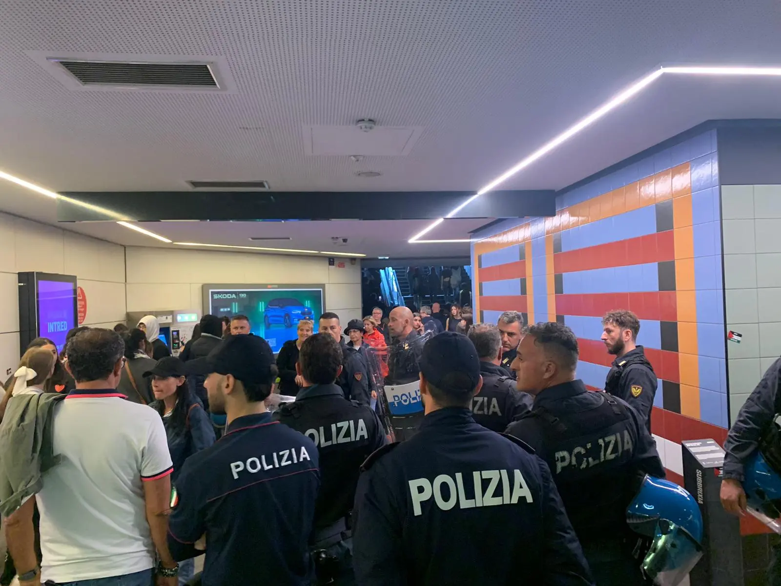 Manifestazione a Brescia in occasione delle sciopero generale per Gaza