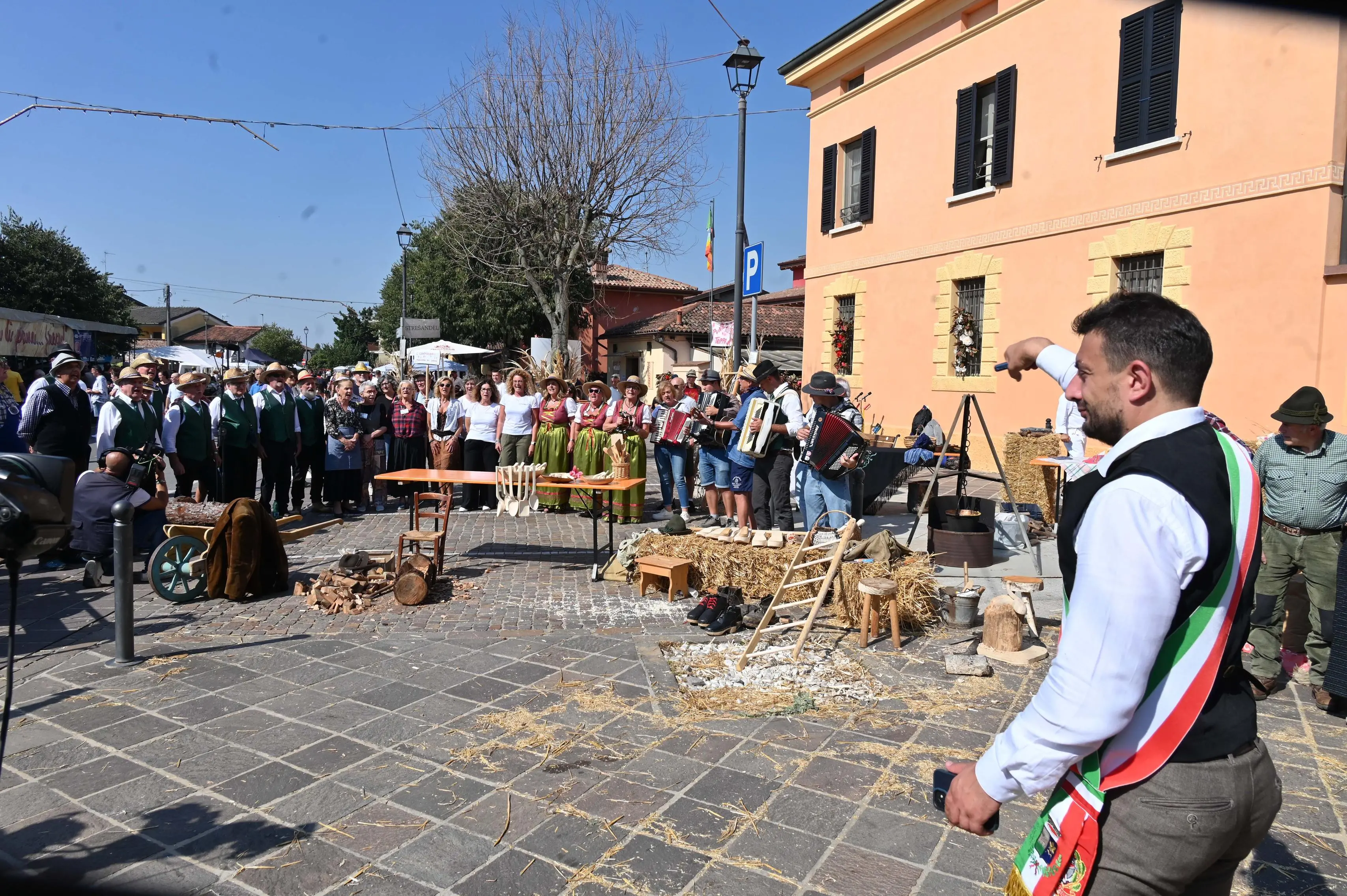 MAIRANO IN PIAZZA CON NOI REDAZIONE PROVINCIA 21-09-2025 GABRIELE STRADA NEW EDEN GROUP 
