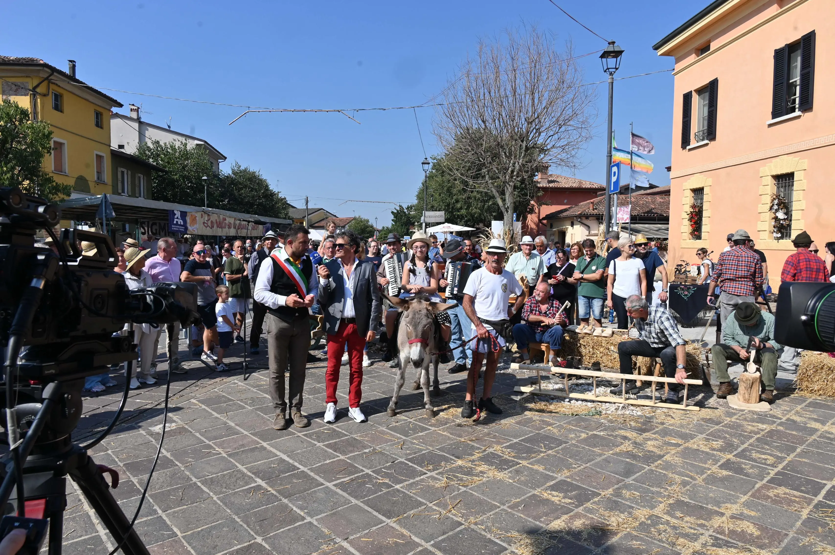 MAIRANO IN PIAZZA CON NOI REDAZIONE PROVINCIA 21-09-2025 GABRIELE STRADA NEW EDEN GROUP 