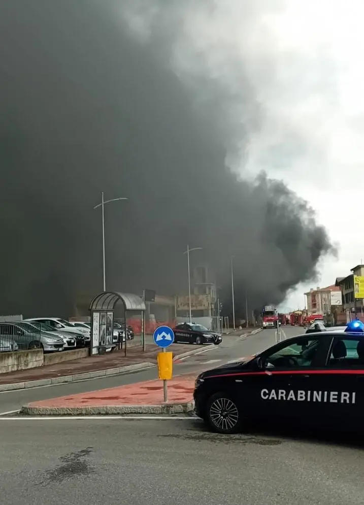 L'incendio a Rovato