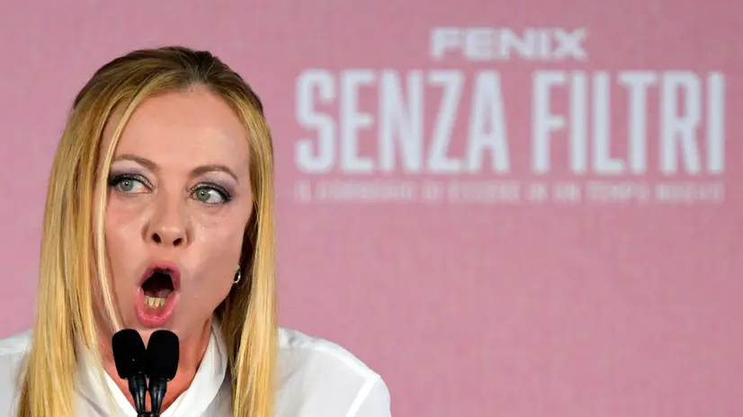 epaselect epa12395085 Italian Prime Minister Giorgia Meloni gives a speech during 'Fenix 2025,' the National Youth Festival in Rome, Italy, 21 September 2025. EPA/RICCARDO ANTIMIANI