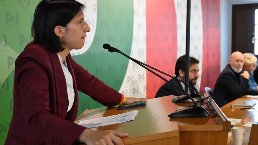 La relazione della segretaria Elly Schlein, nel corso della direzione nazionale del PD a Roma, 23 settembre 2025. ANSA/MAURIZIO BRAMBATTI