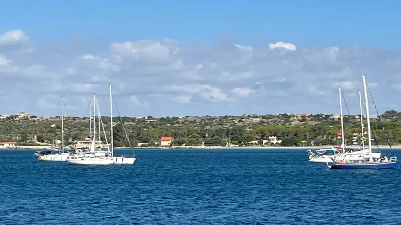 + Global Flotilla, partita da Portopalo, rotta verso Gaza ++ Portavoce: 'emozione straordinaria,stavolta non ci fermiamo più' Da Portopalo di Capo Passero.