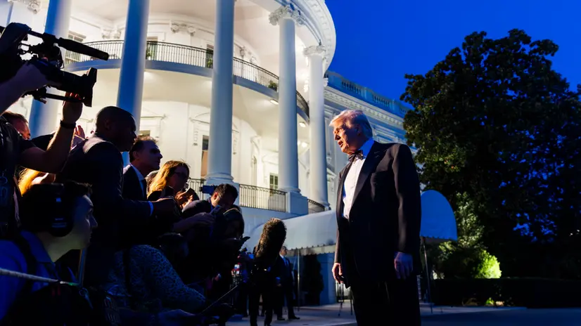epaselect epa12394196 US President Donald Trump speaks to reporters before he departs the White House for a private dinner at Mount Vernon, in Washington, DC, USA, 20 September 2025. The president spoke briefly about Jimmy Kimmel, saying 'I think Jimmy Kimmel is terrible. ABC lost millions.' He also spoke about meeting with Democratic lawmakers to avoid a government shutdown. EPA/JIM LO SCALZO / POOL