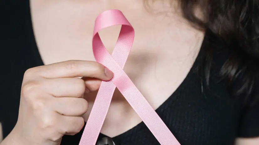 Il fiocco rosa per la prevenzione del tumore al seno
