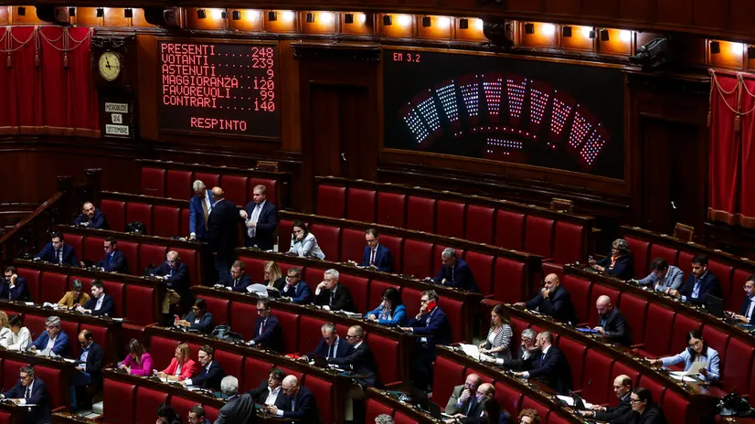 Il tabellone con il voto dei uno degli emendamenti in aula della Camera dei Deputati durante l’esame del Decreto legge in materia di giustizia, Roma, 24 settembre 2025. ANSA/ANGELO CARCONI