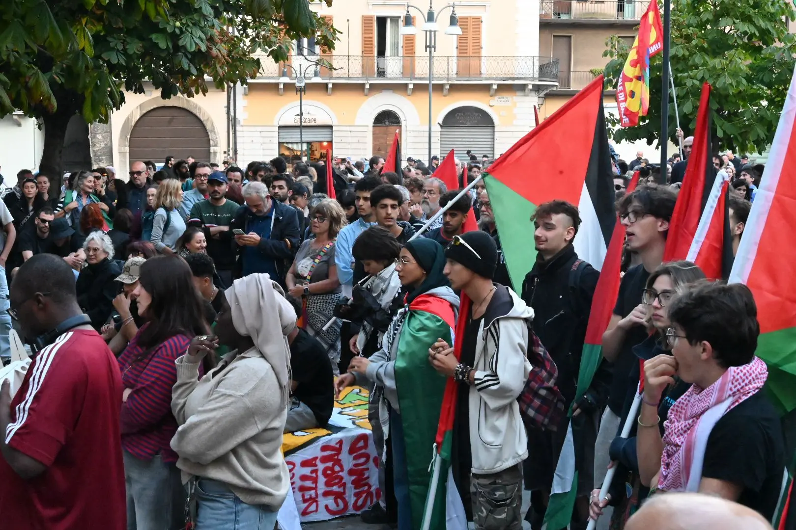 La manifestazione pro Pal a Brescia
